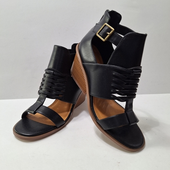 Ariana NEW Black SuperCush Gladiator Open Toe Woven Stacked Chunky Heel Shoe 9.5 - Picture 7 of 11